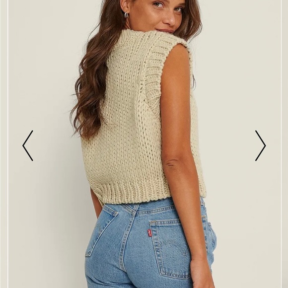 Chunky knitted Vest - Picture 3 of 4